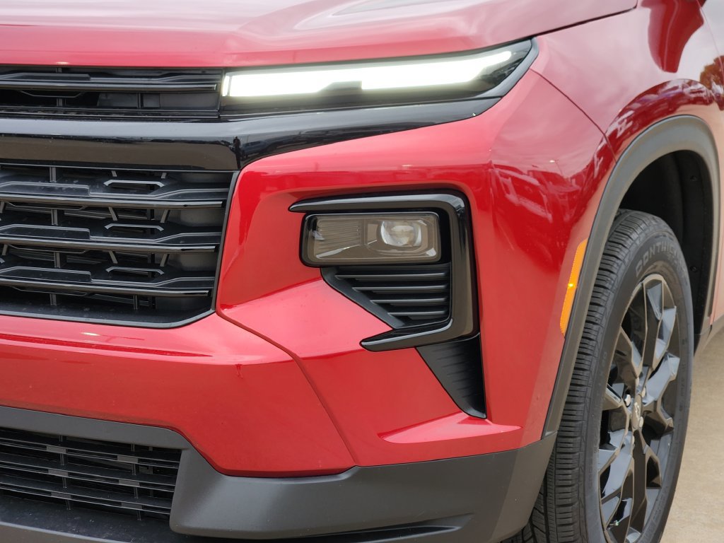 New 2026 Chevrolet Traverse LT w/ Midnight/Sport Edition FWD image 6