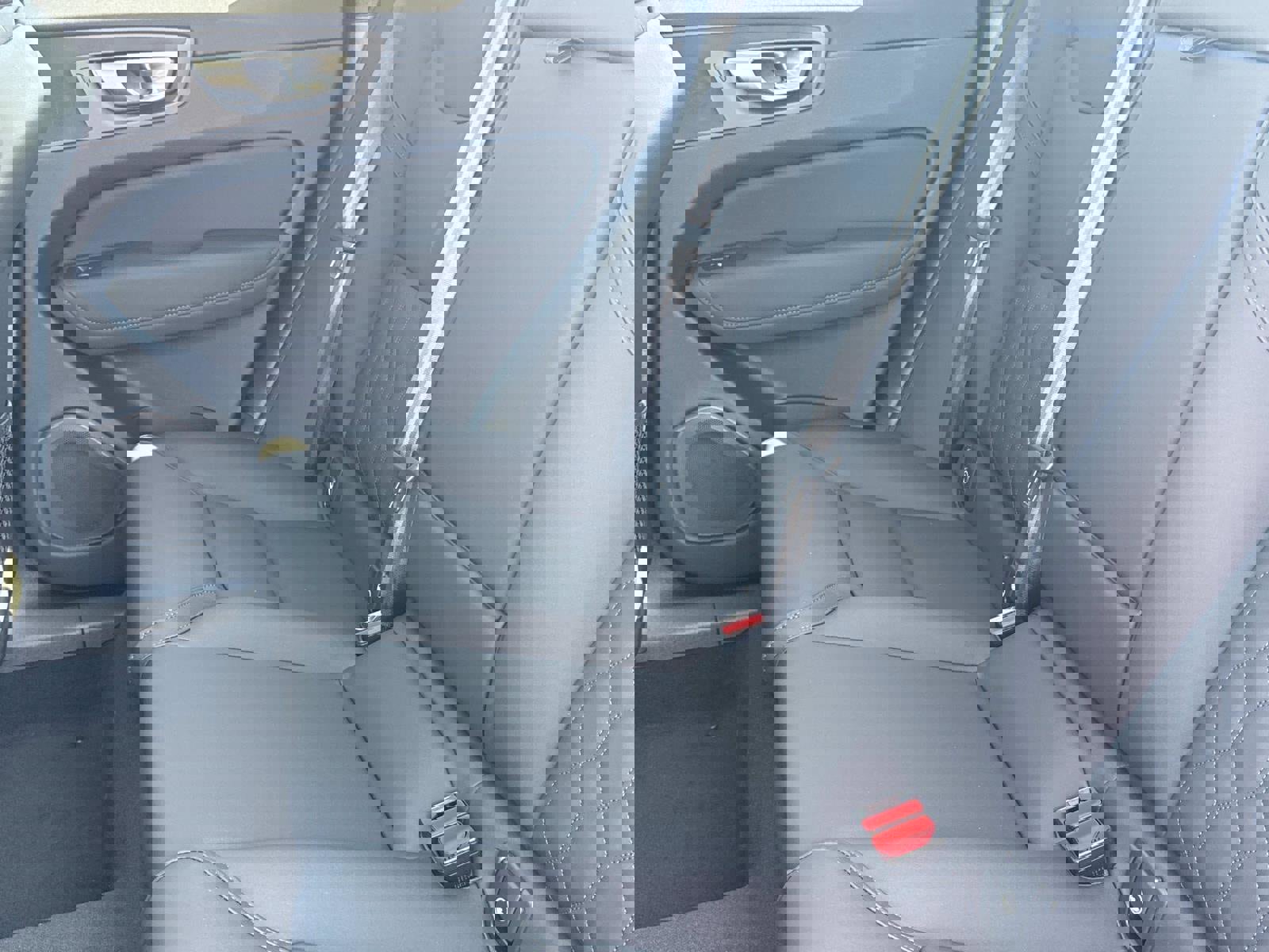 New 2026 Volvo XC60 B5 Plus w/ Climate Package image 13