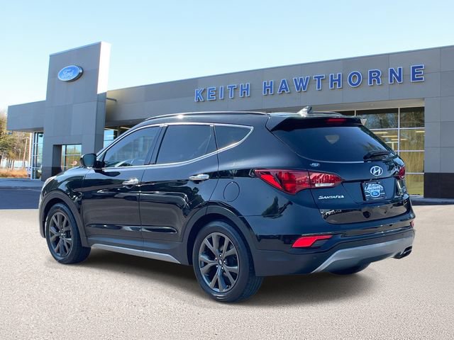 Used 2017 Hyundai Santa Fe Sport w/ 2.0T Ultimate Tech Package 05 FWD image 4