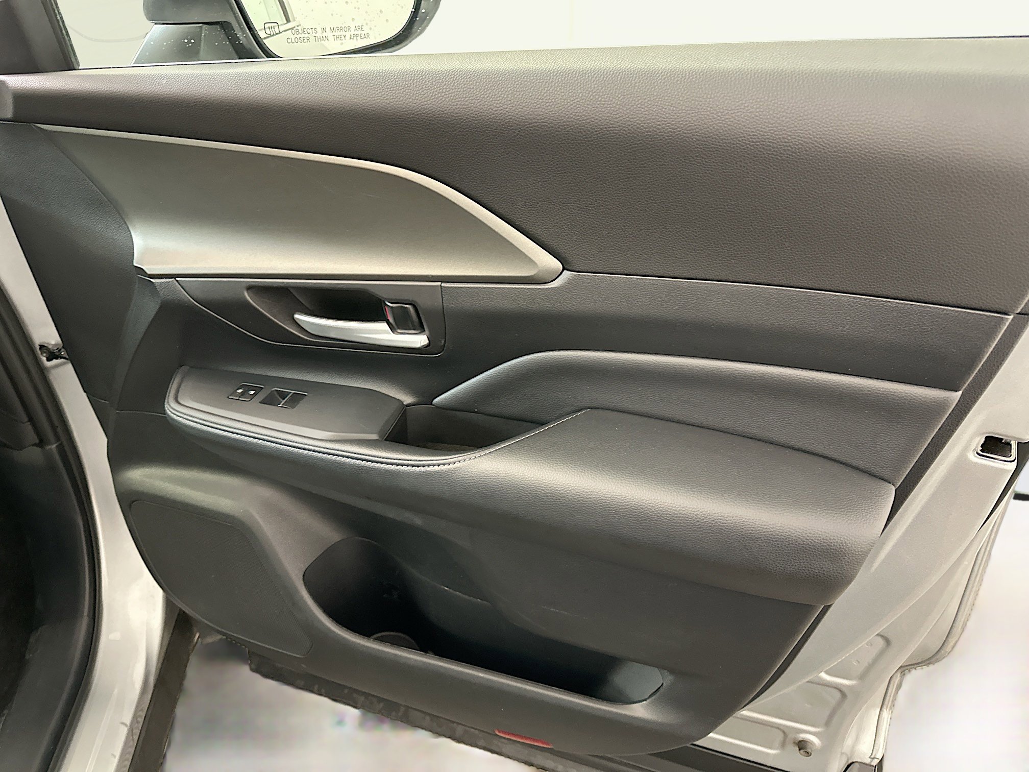 Used 2025 Toyota Grand Highlander XLE image 35