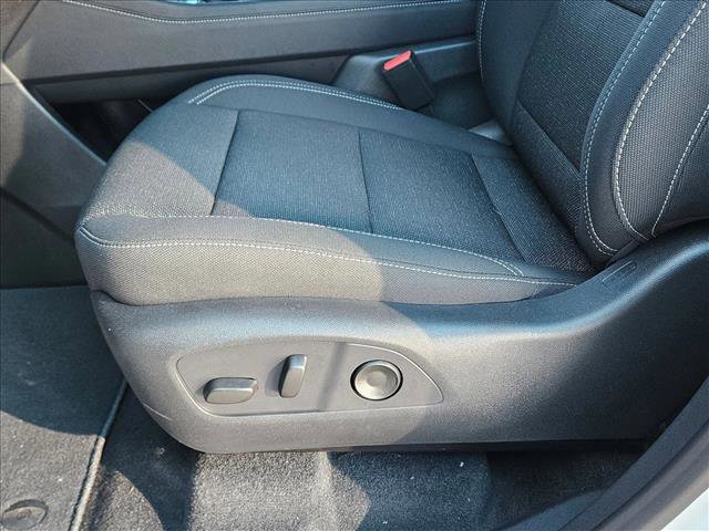 New 2026 Chevrolet Traverse LT w/ Sun and Wheel Package image 4