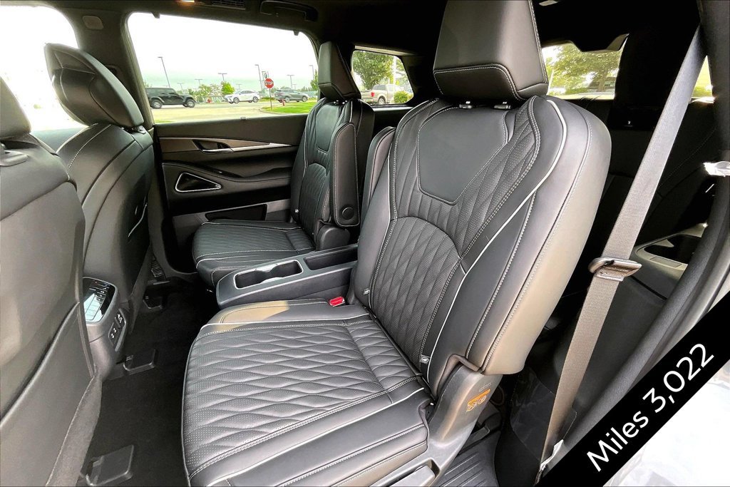 Certified 2026 INFINITI QX60 Autograph w/ Dark Cargo Package AWD/4WD image 32
