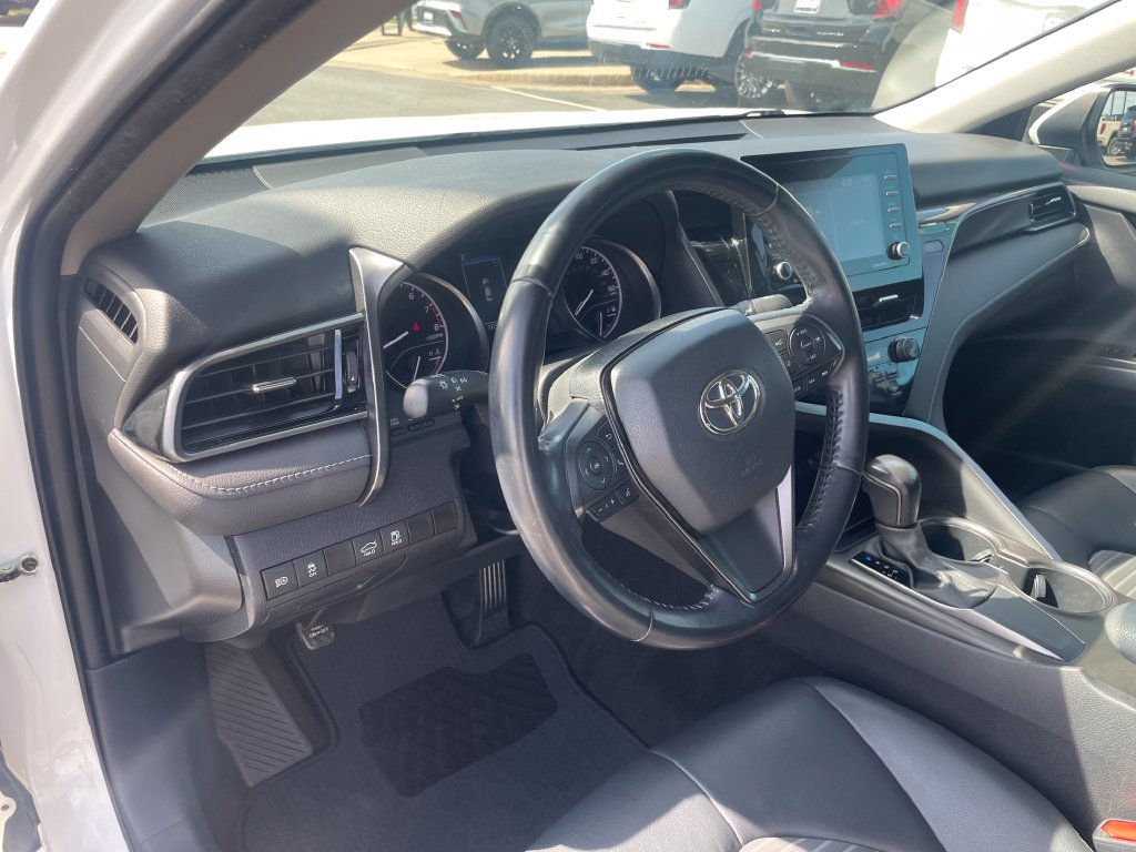 Used 2021 Toyota Camry SE FWD image 11