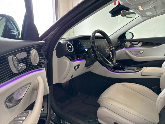 Used 2022 Mercedes-Benz E 350 4MATIC Sedan w/ AMG Line Exterior image 13