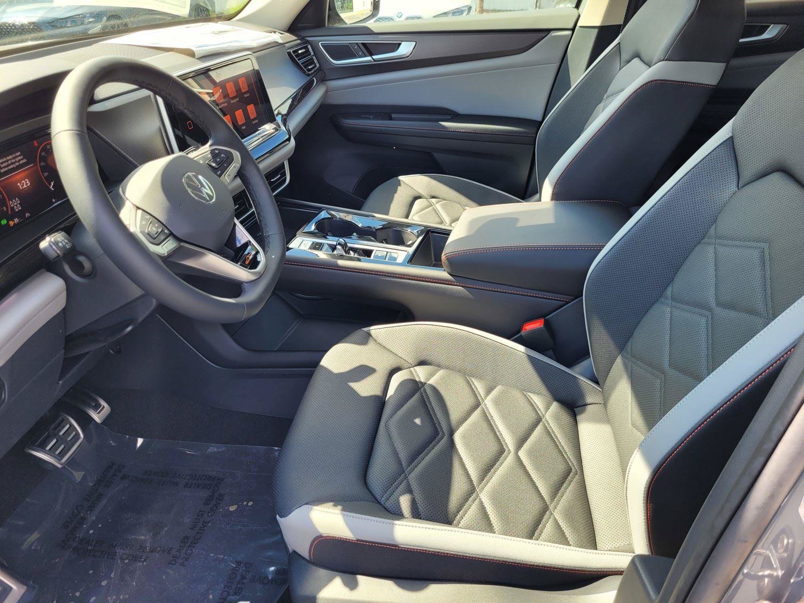 New 2026 Volkswagen Atlas Peak Edition AWD/4WD image 15