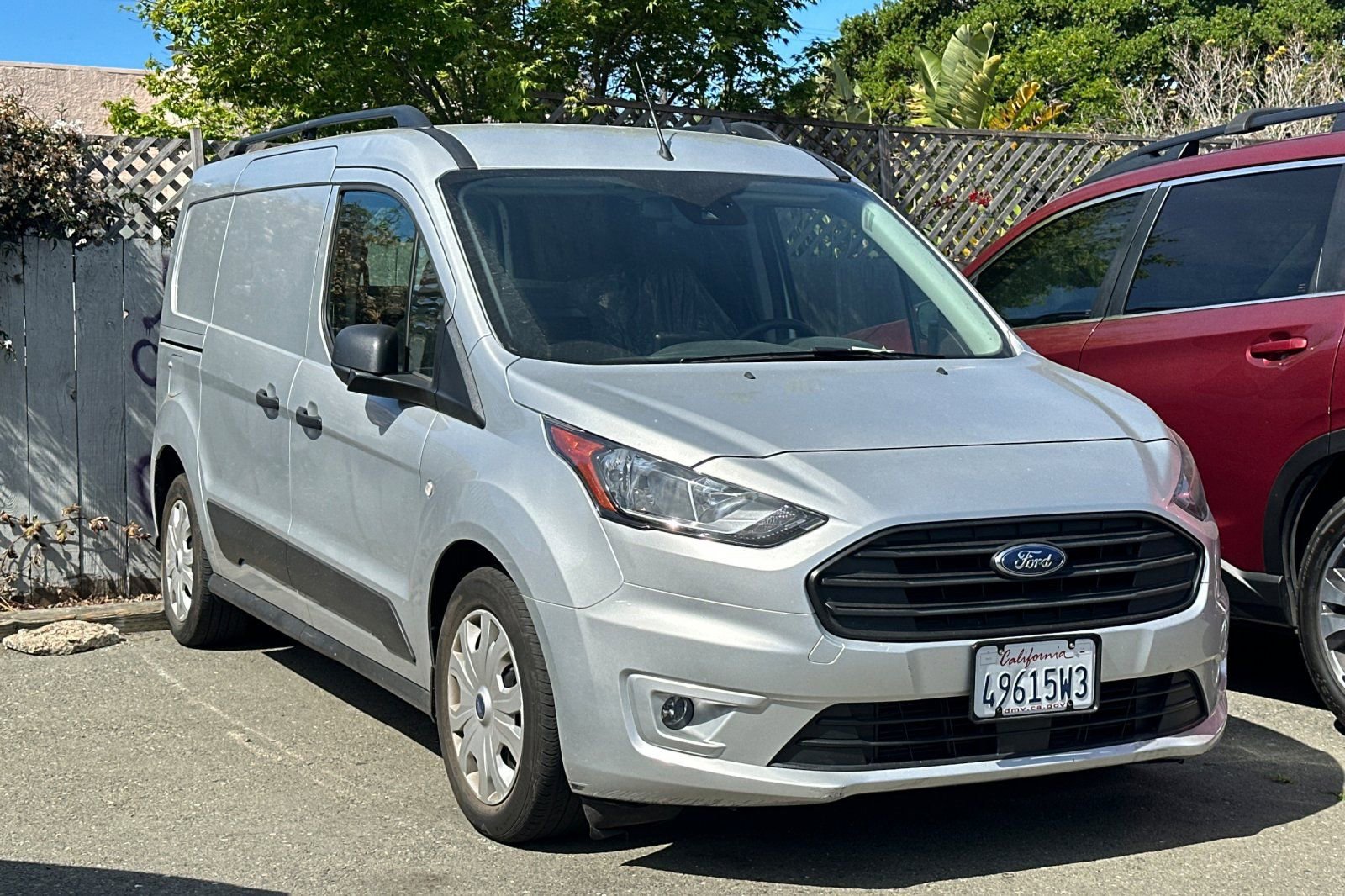 Used 2023 Ford Transit Connect XLT image 2