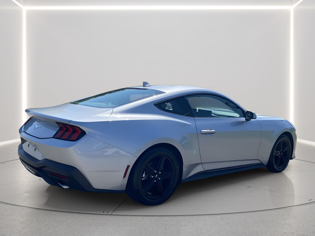 Used 2026 Ford Mustang Premium RWD image 5