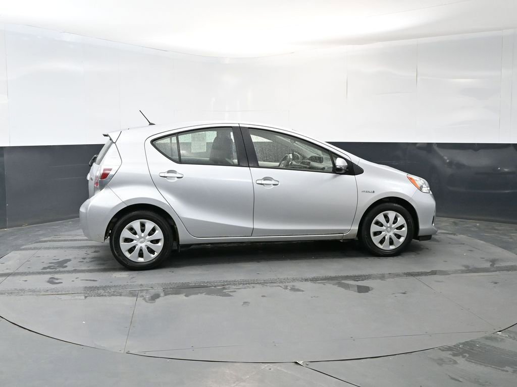 Used 2012 Toyota Prius C One FWD image 6