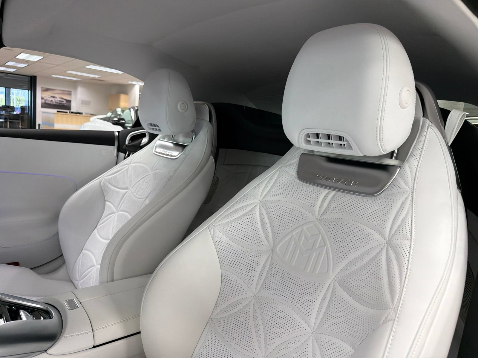 New 2026 Mercedes-Benz Maybach SL 680 image 14