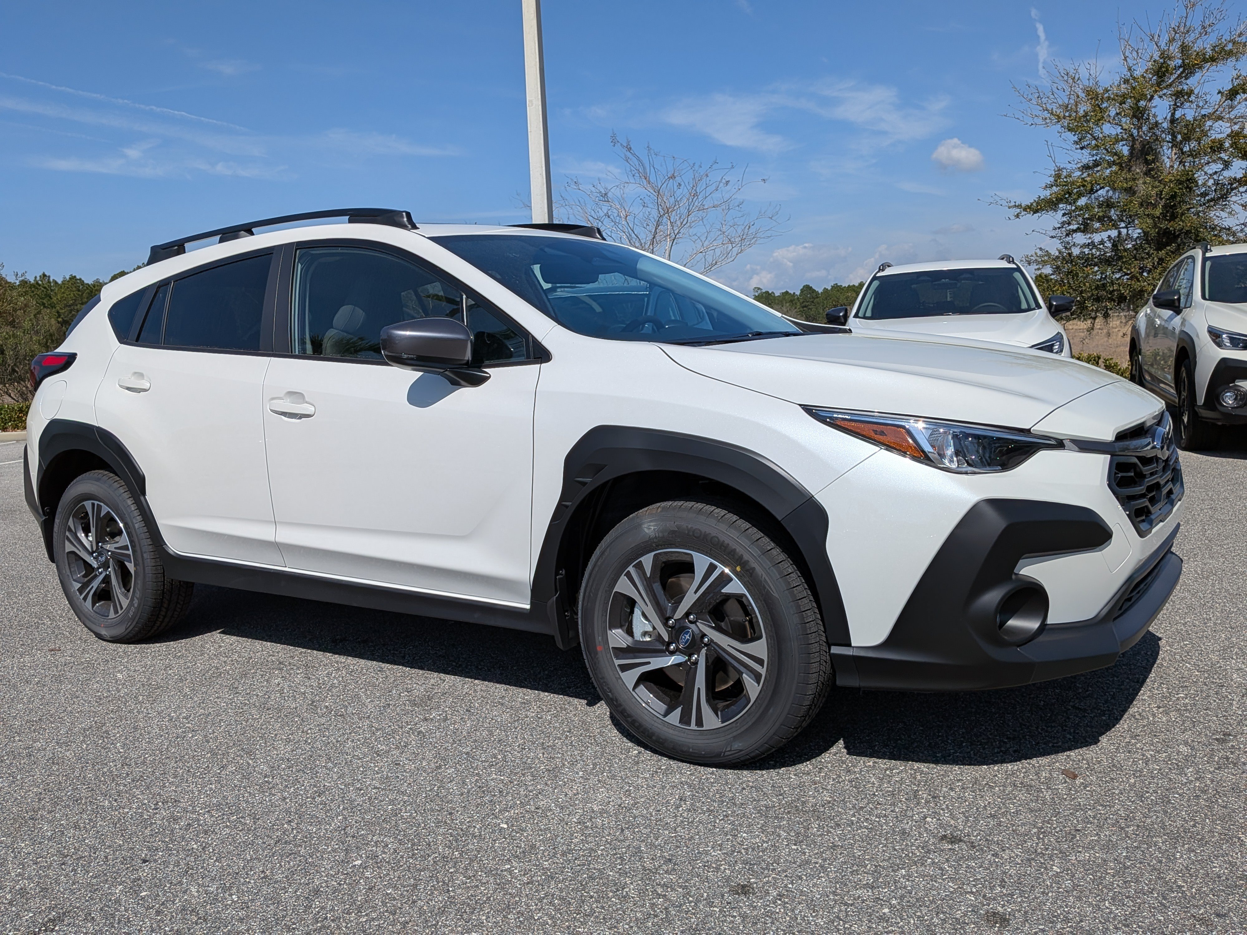 Used 2026 Subaru Crosstrek 2.5i Premium AWD/4WD image 2