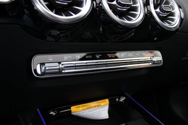 New 2024 Mercedes-Benz GLA 250 4MATIC image 16