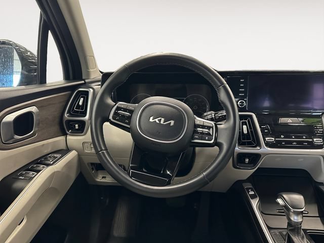 Used 2023 Kia Sorento EX FWD image 12