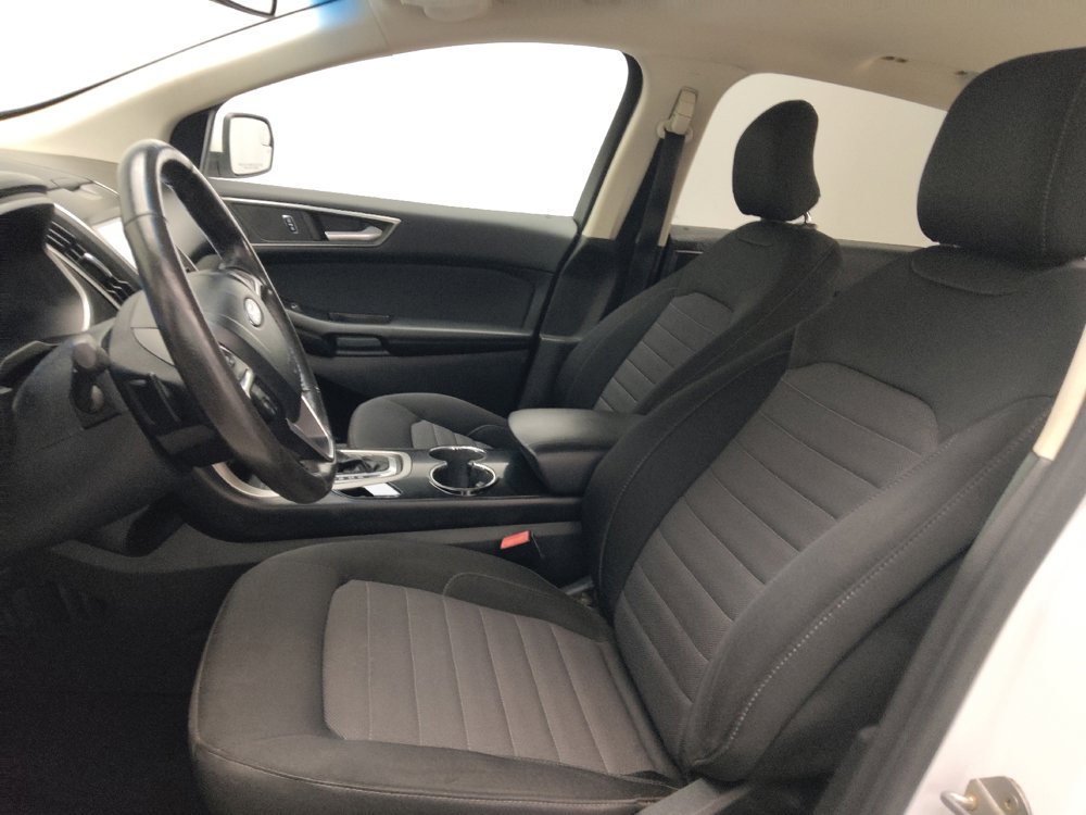 Used 2015 Ford Edge SEL FWD image 17