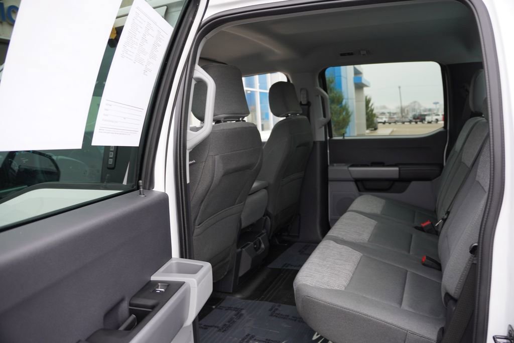 Certified 2024 Ford F250 XLT w/ FX4 Off-Road Package image 18