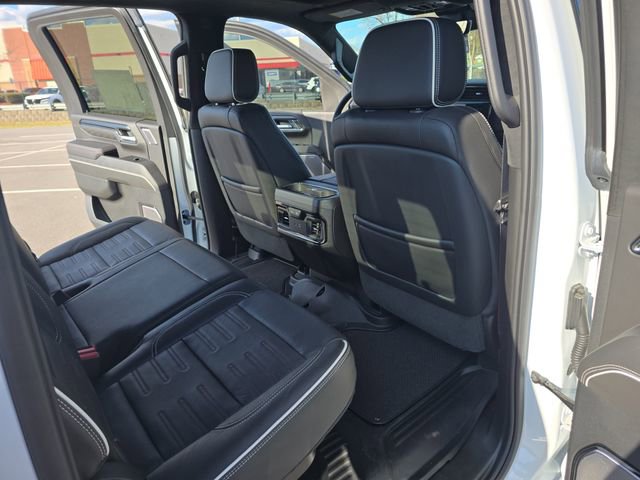 Used 2024 GMC Sierra 2500 AT4X image 11