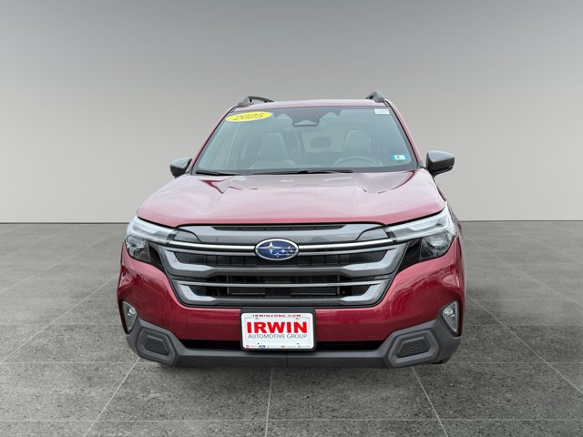 Used 2025 Subaru Forester Limited AWD/4WD image 9