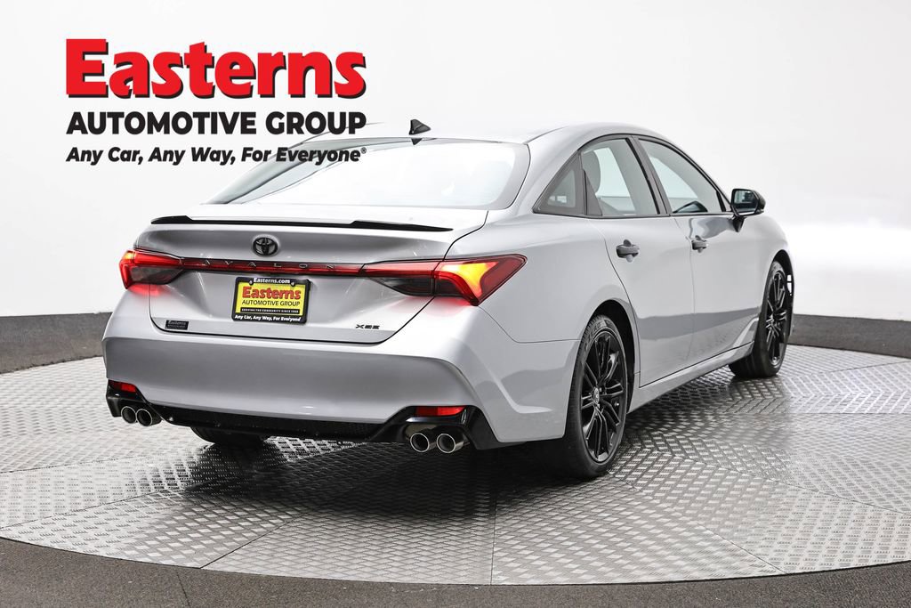 Used 2021 Toyota Avalon XSE FWD image 5