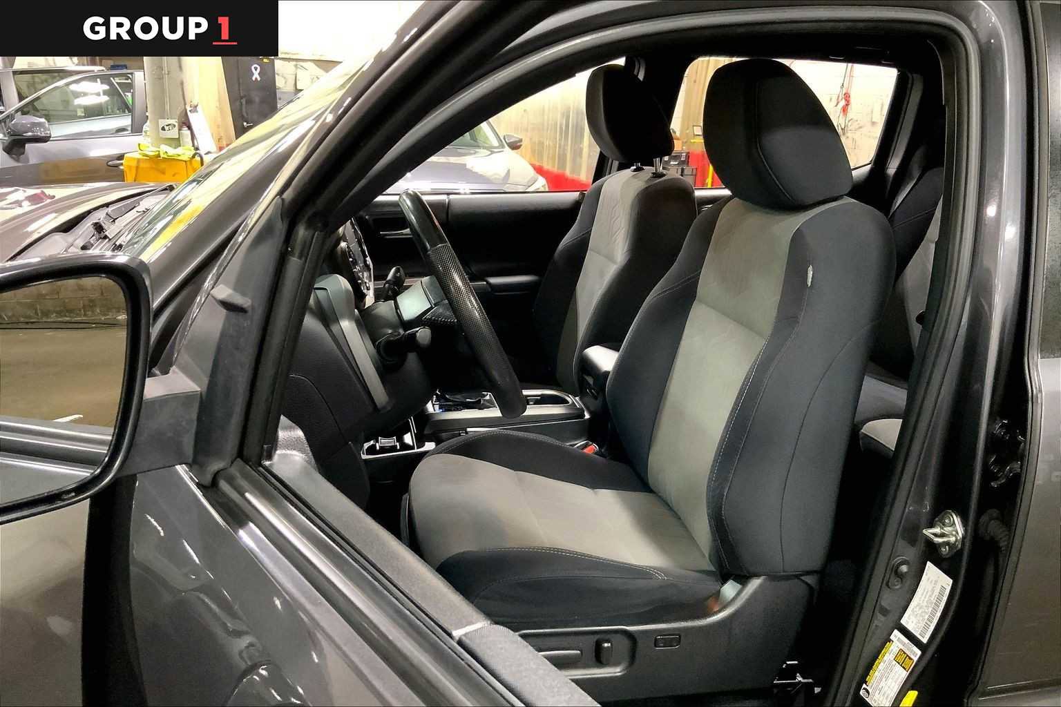 Certified 2020 Toyota Tacoma TRD Sport w/ Technology Package image 8