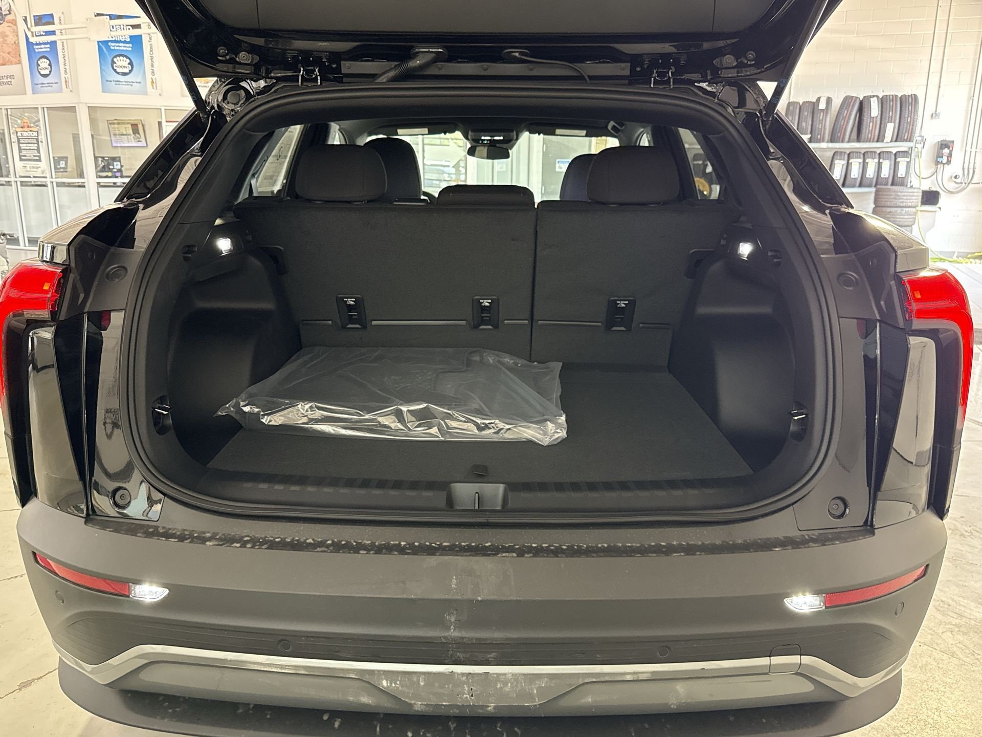 New 2026 Chevrolet Blazer EV LT FWD image 29