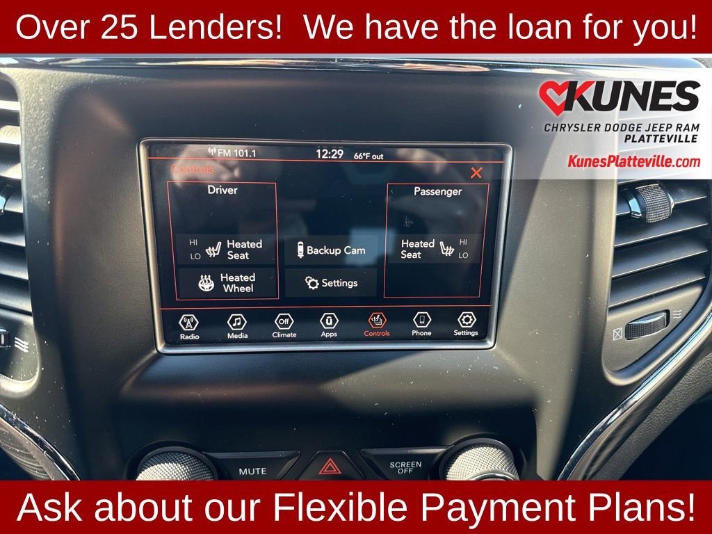 Used 2019 Jeep Grand Cherokee Laredo w/ Security & Convenience Group image 19