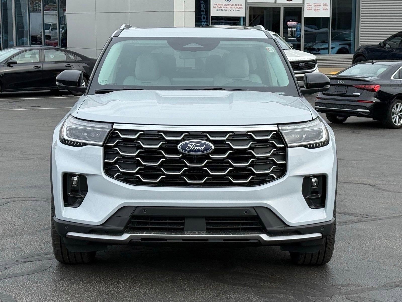 New 2026 Ford Explorer Platinum image 10