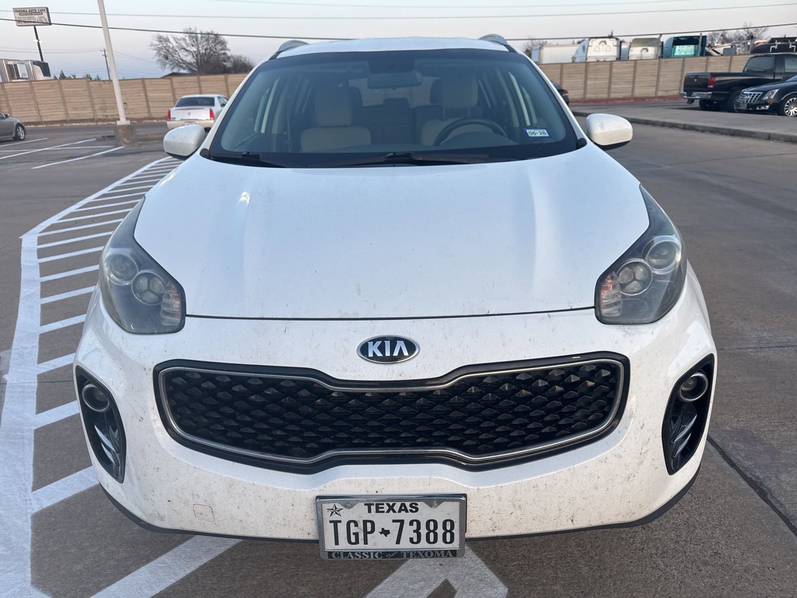 Used 2017 Kia Sportage LX w/ LX Popular Package image 2