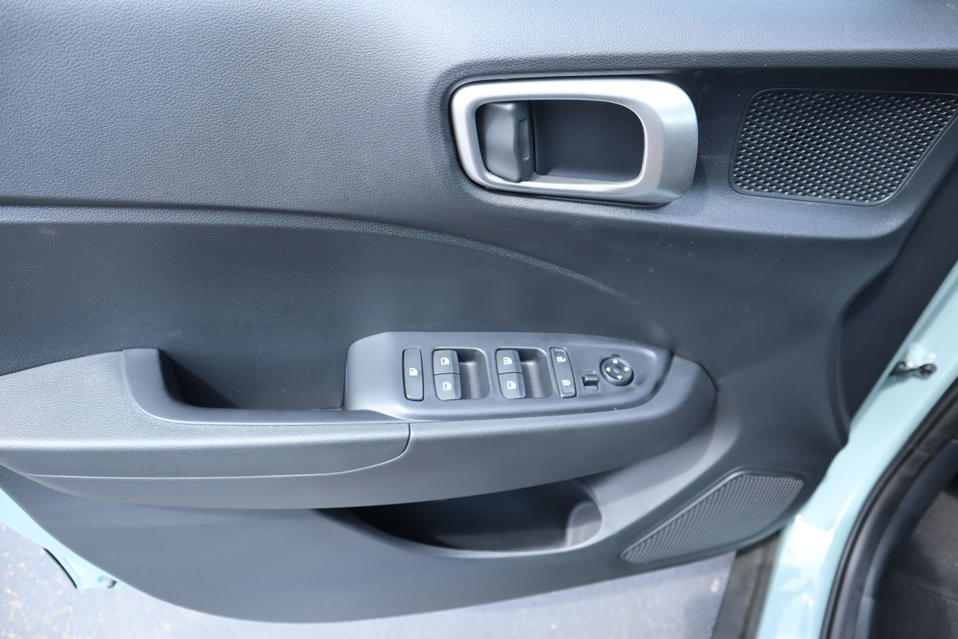 New 2026 Hyundai Venue SEL FWD image 16