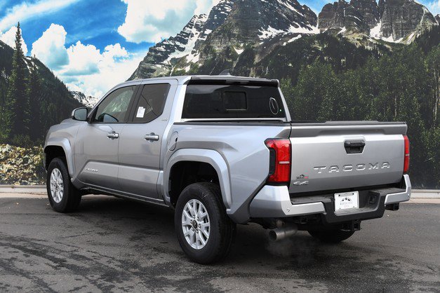 New 2025 Toyota Tacoma SR5 image 3
