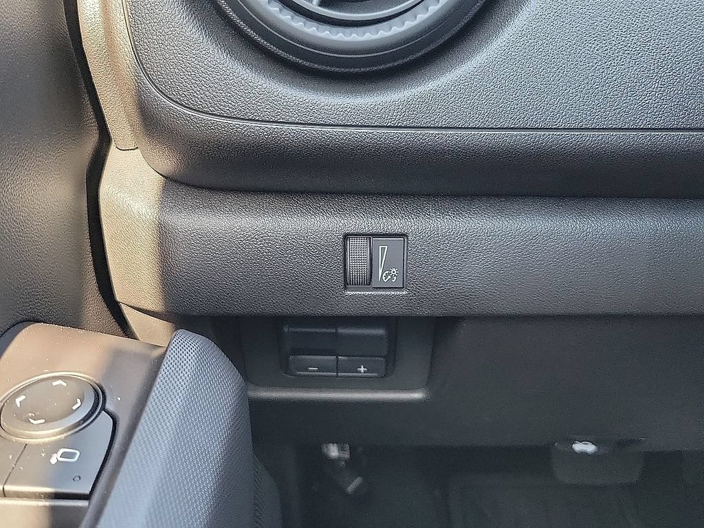 Used 2026 Chevrolet Colorado Trail Boss AWD/4WD image 14