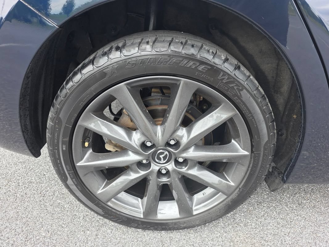 Used 2018 MAZDA MAZDA3 Touring FWD image 34