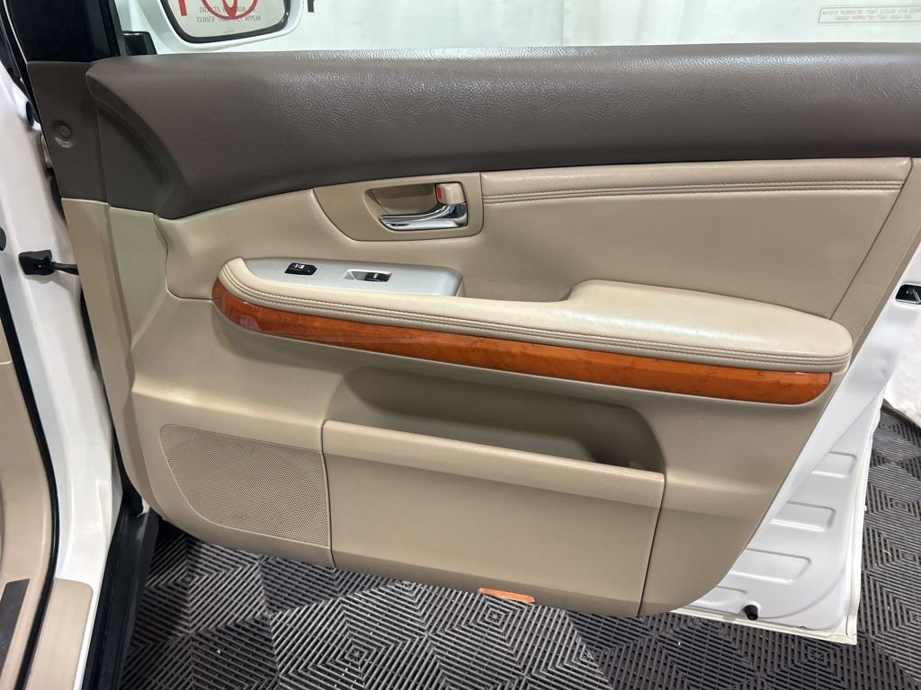 Used 2006 Lexus RX 330 AWD image 11