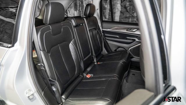 Used 2024 Jeep Grand Cherokee Limited 4xe image 15