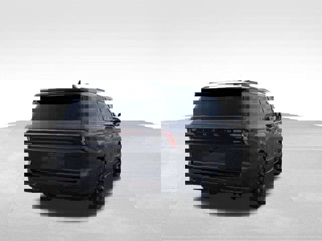 New 2025 Lincoln Navigator L Reserve w/ Jet Appearance Package image 31