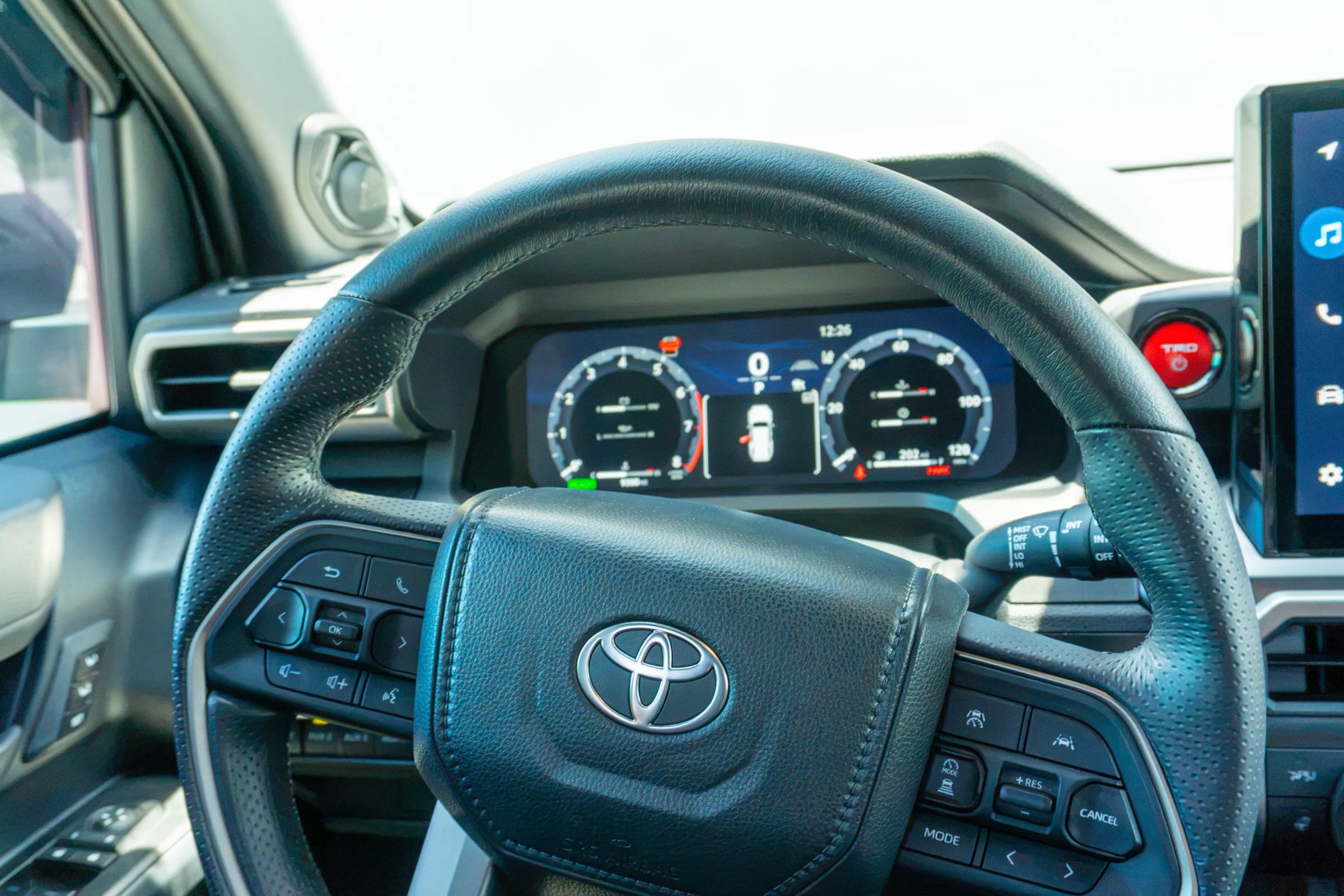 Used 2026 Toyota 4Runner Limited AWD/4WD image 96