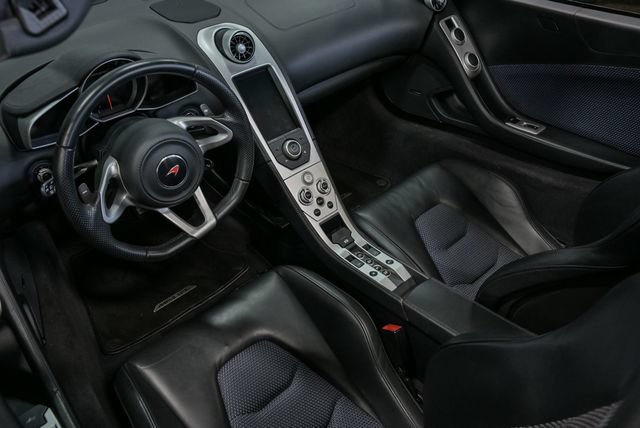 Used 2013 McLaren MP4-12C Spider RWD image 19