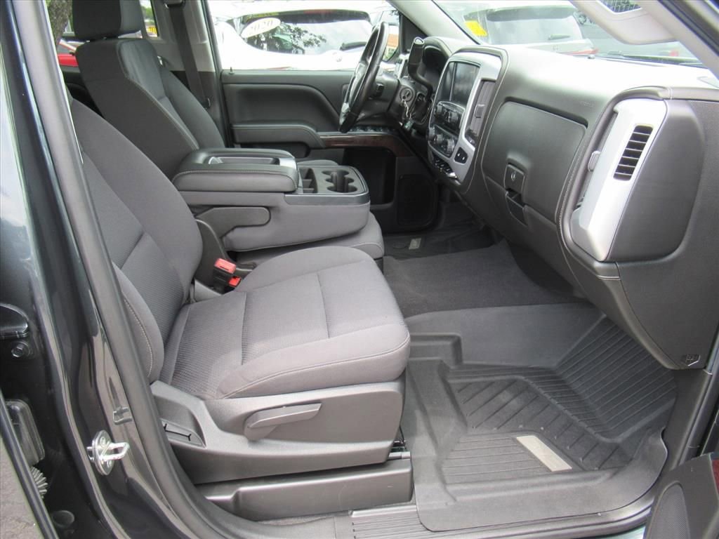 Used 2019 GMC Sierra 1500 SLE w/ SLE Value Package AWD/4WD image 9