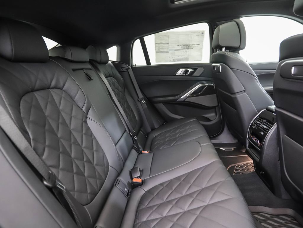 Used 2026 BMW X6 xDrive40i image 30