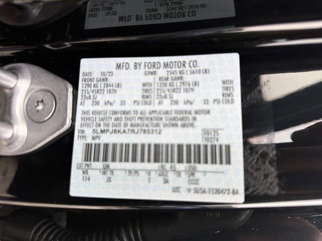 Certified 2024 Lincoln Nautilus Reserve w/ Equipment Group 202A image 34