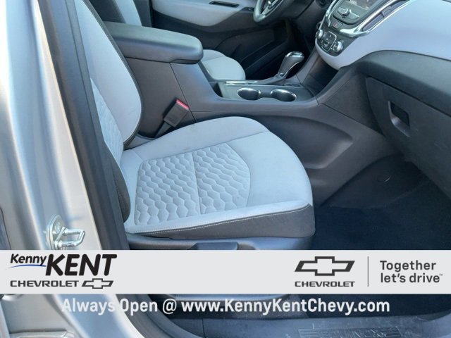 Used 2020 Chevrolet Equinox LS w/ LS Convenience Package image 15