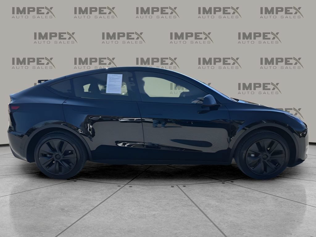 Used 2025 Tesla Model Y Long Range RWD image 6