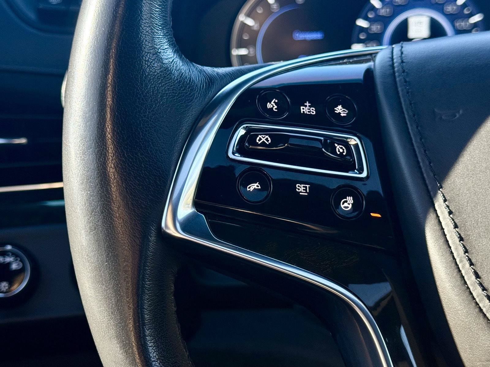 Used 2019 Cadillac Escalade ESV Platinum AWD/4WD image 23