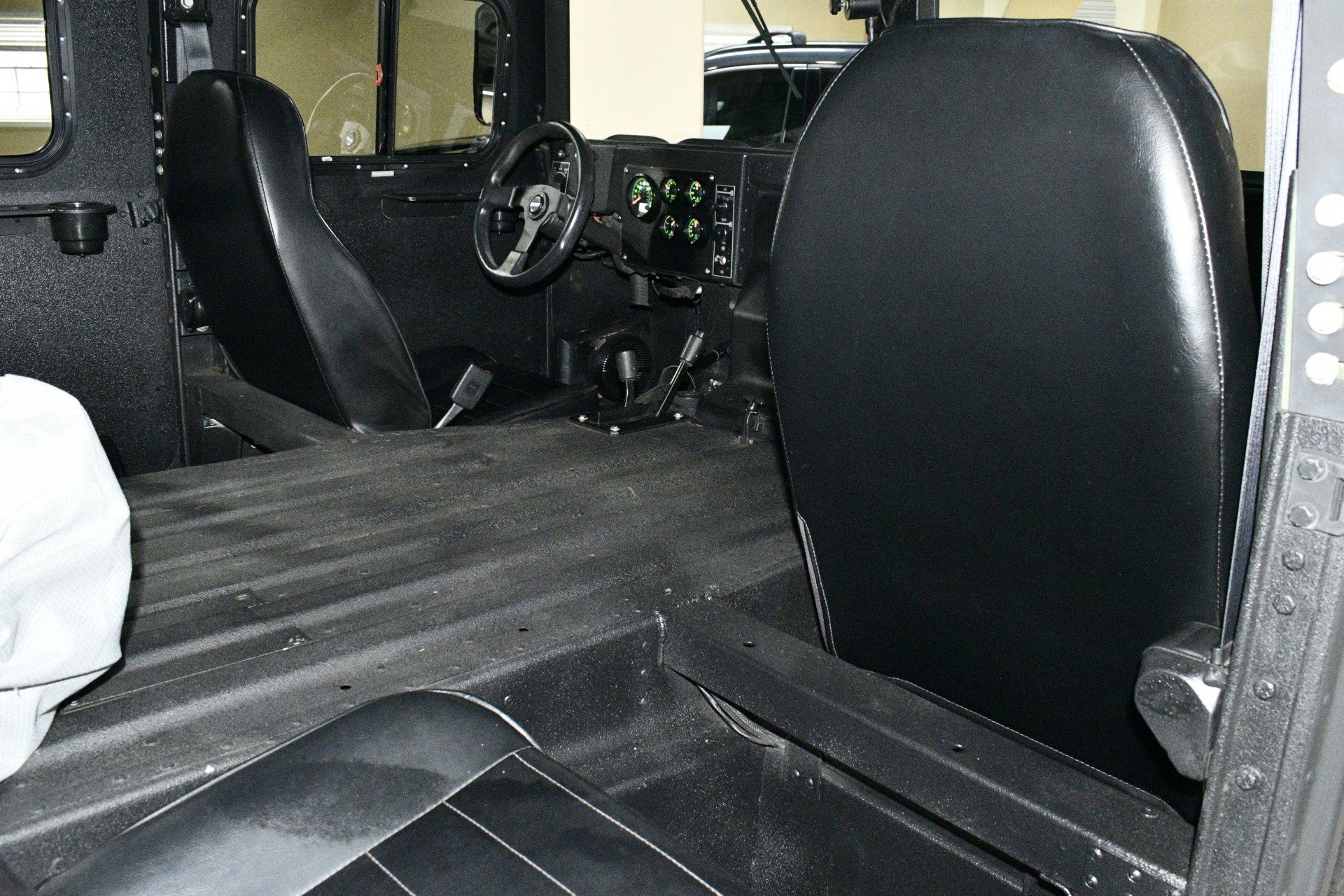Used 1990 HUMMER H1 image 16