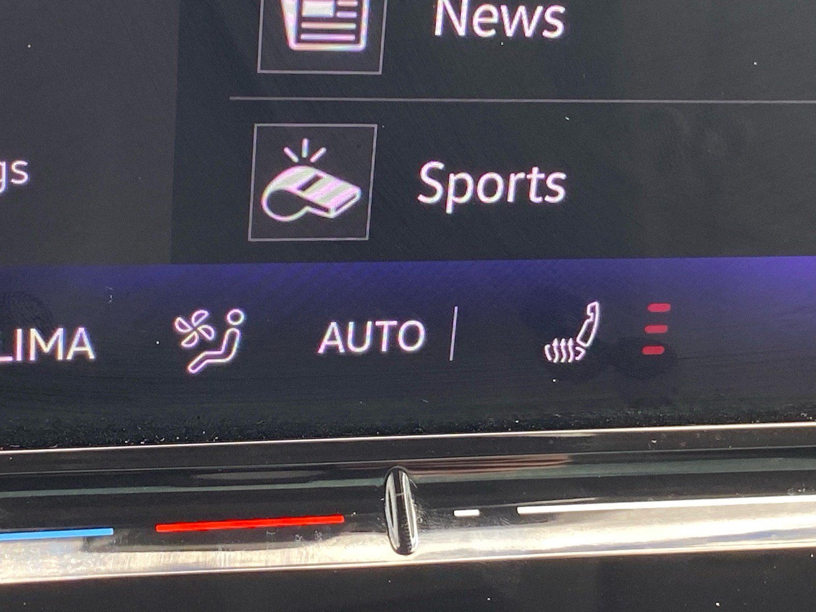 Certified 2026 Volkswagen Tiguan SE AWD/4WD image 15