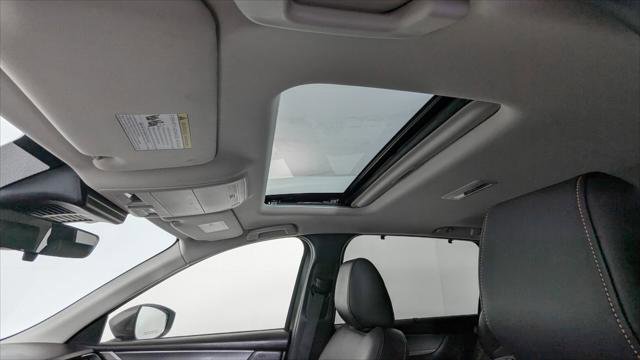 Used 2024 MAZDA CX-90 3.3 Turbo w/ Preferred Plus image 16