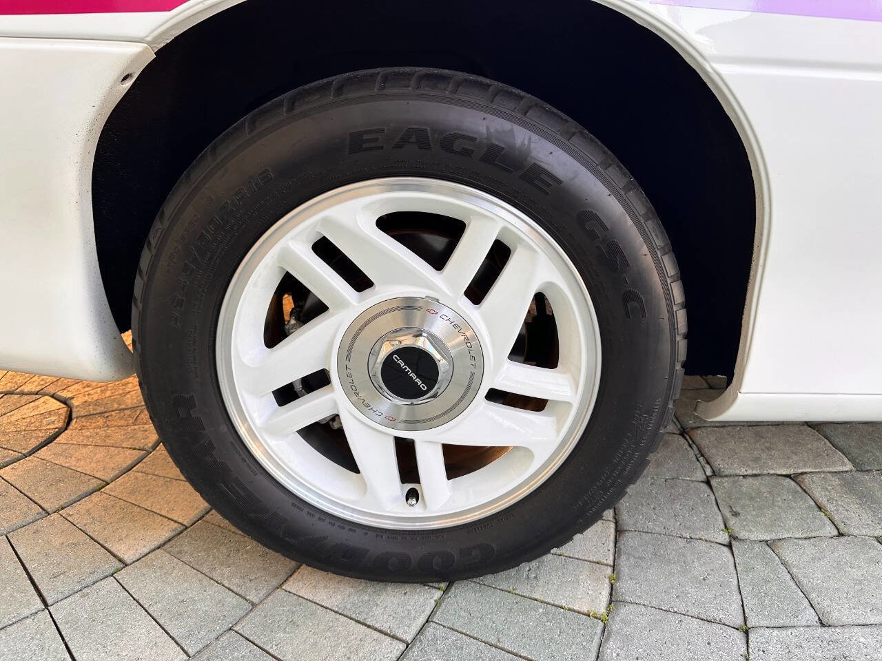 Used 1993 Chevrolet Camaro Z28 RWD image 39