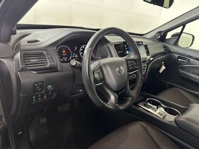 Used 2024 Honda Ridgeline Black Edition image 14