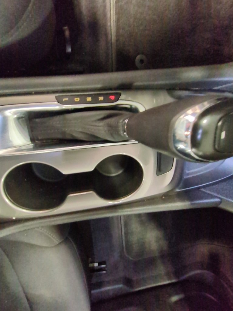 Used 2018 Chevrolet Malibu LS image 12