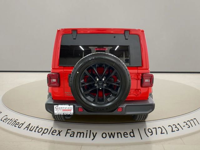 Used 2025 Jeep Wrangler Unlimited Sahara w/ Safety Group AWD/4WD image 4
