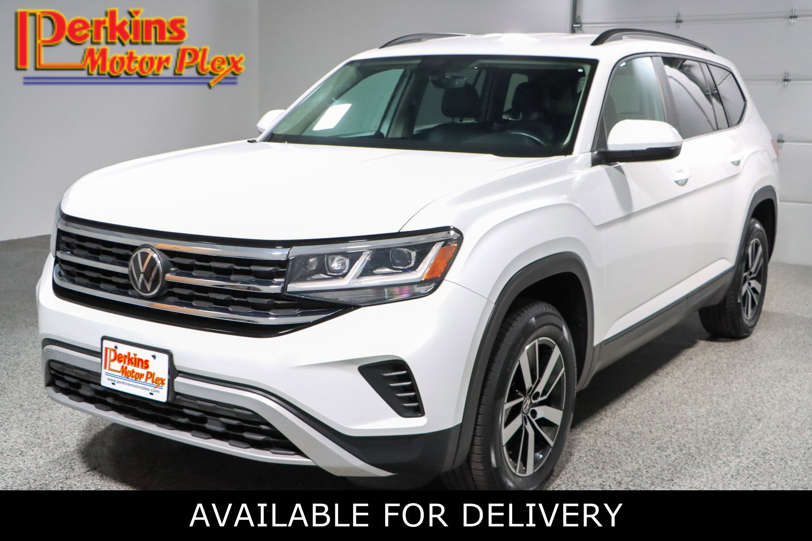 Used 2023 Volkswagen Atlas SE image 1