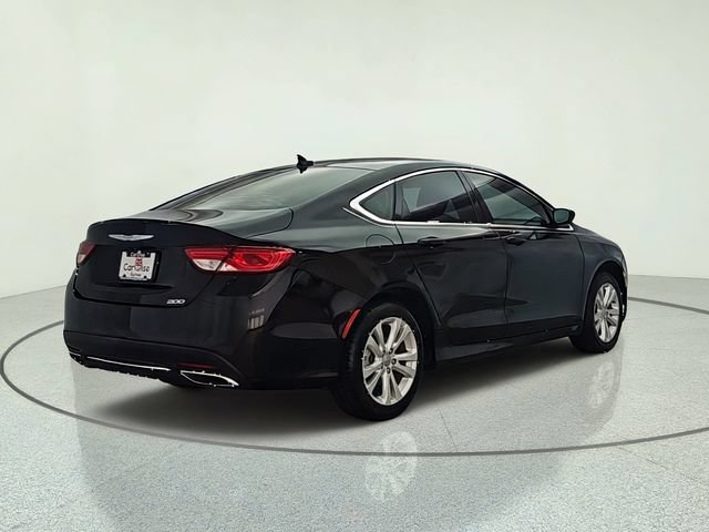 Used 2016 Chrysler 200 Limited w/ Anniversary Edition FWD image 6